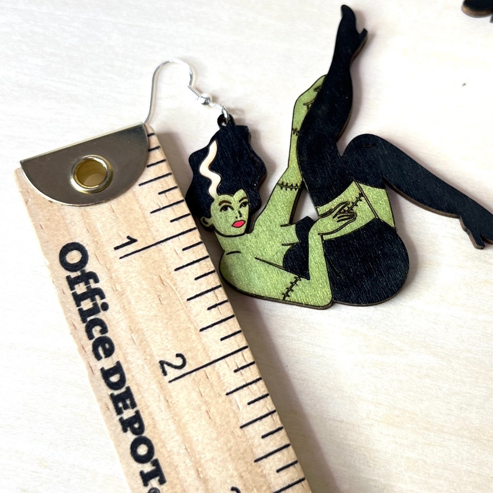 Bride Of Frankenstein Earrings - Halloween Pinup Lady In Monster Costume - Picture 4 of 6